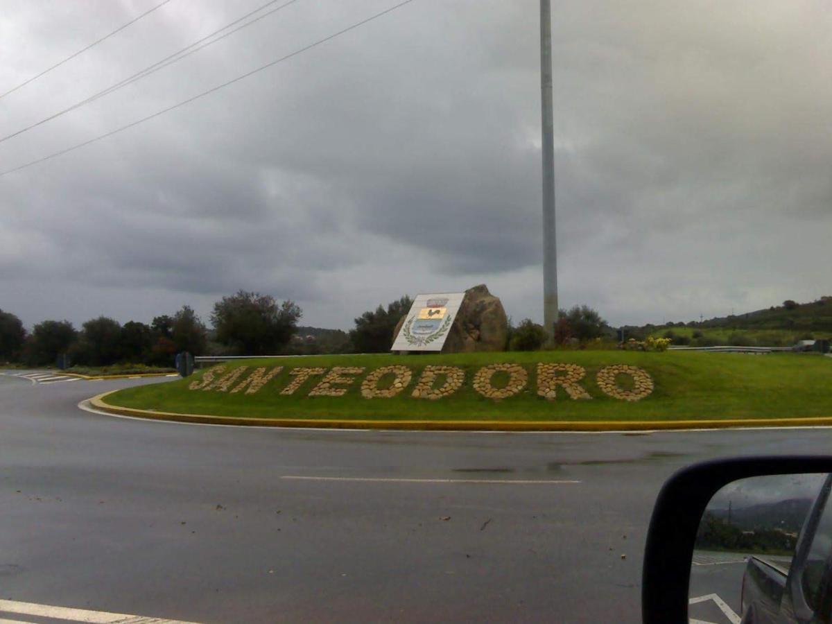 Villa Dettori San Teodoro  Bagian luar foto