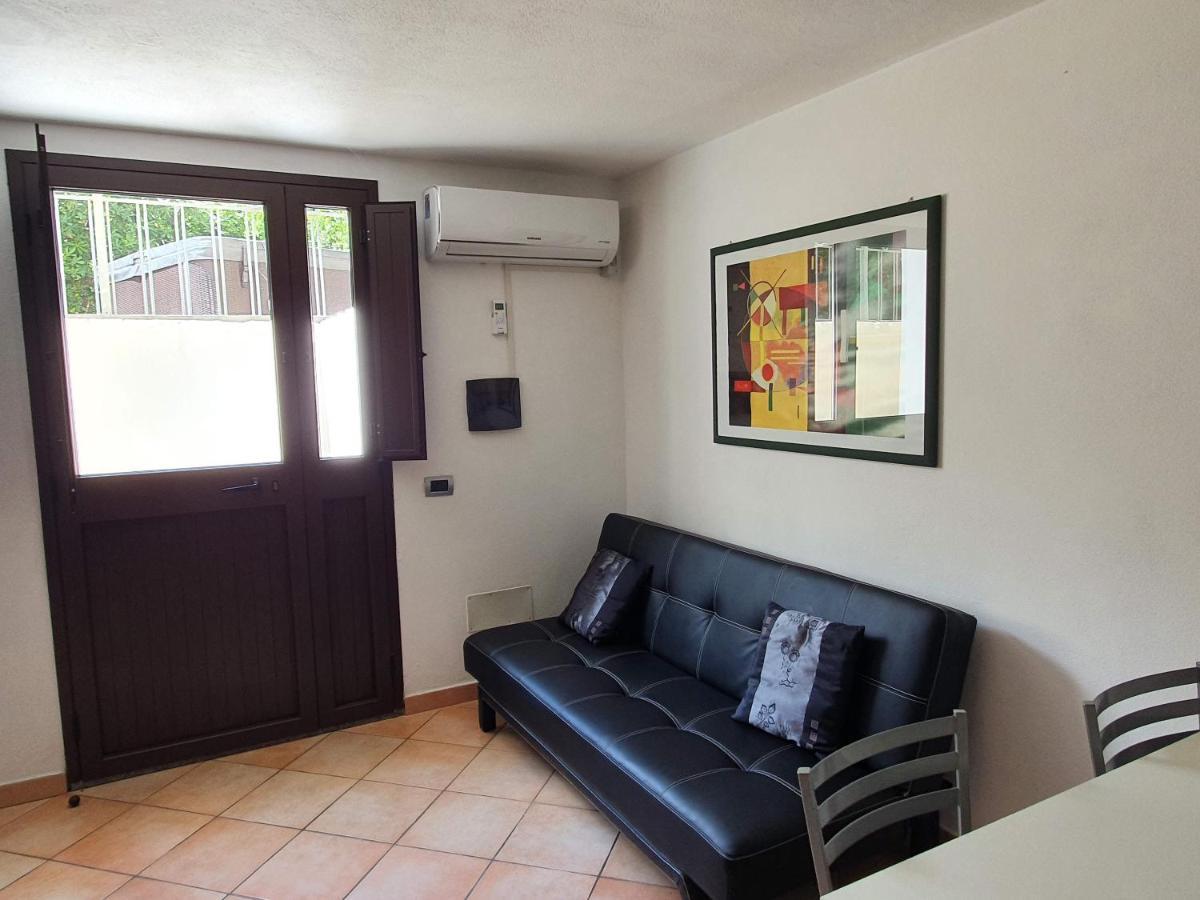 Villa Dettori San Teodoro  Bagian luar foto