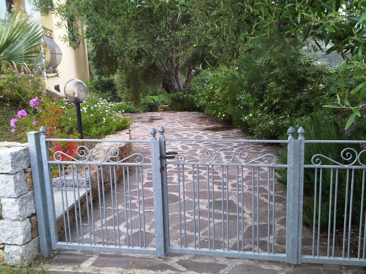Villa Dettori San Teodoro  Bagian luar foto