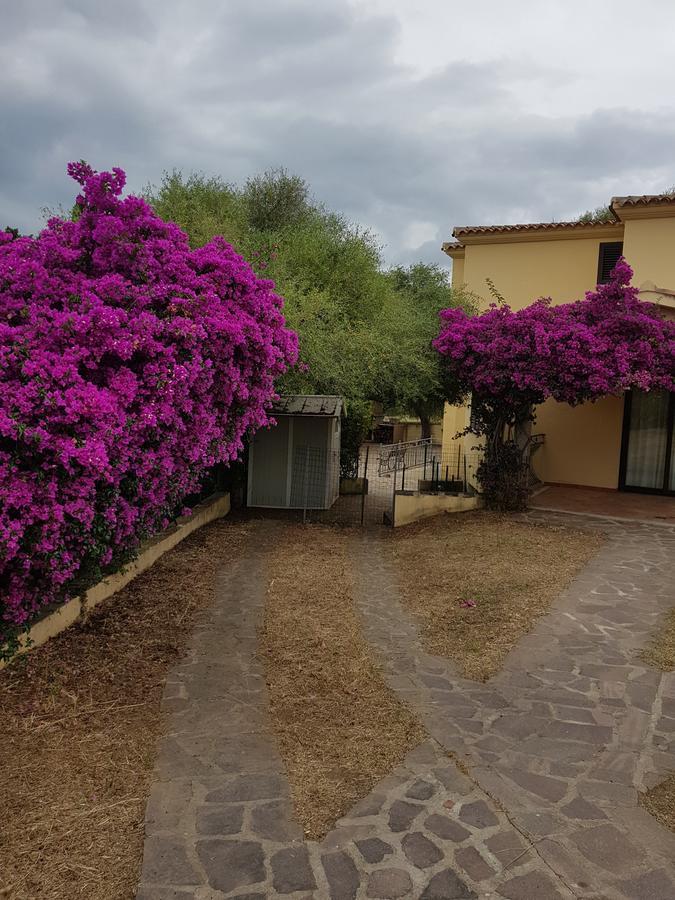 Villa Dettori San Teodoro  Bagian luar foto